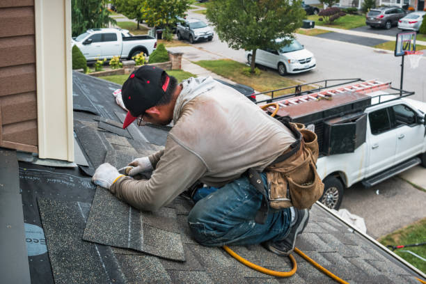 Professional Roofing technician working in Bleiblerville, TX
